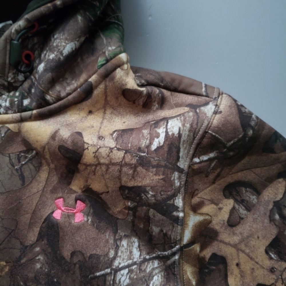 Under Armour Jacket - Picture 3 of 5